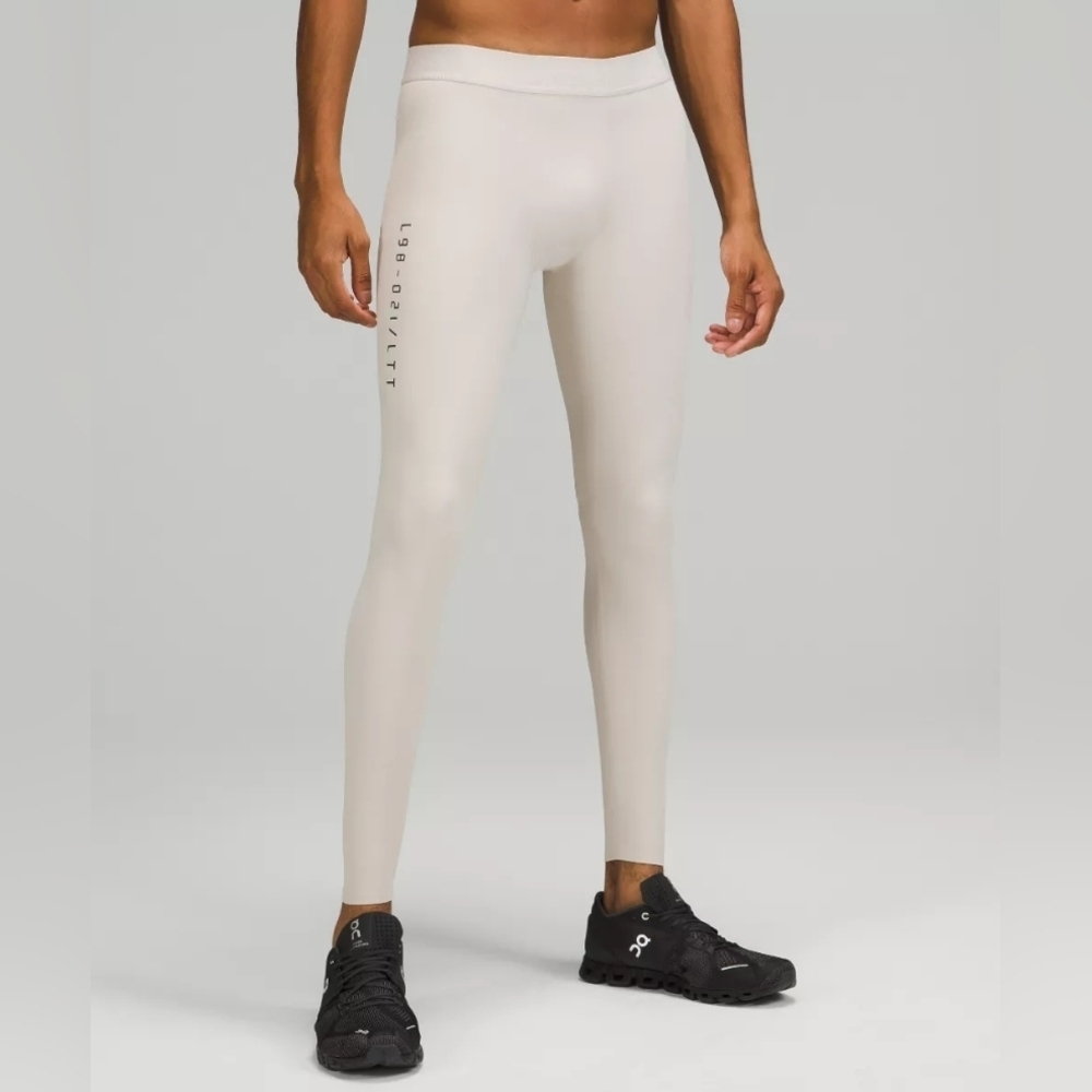 Lululemon License to Train TightDesigned for Training size M in EUC